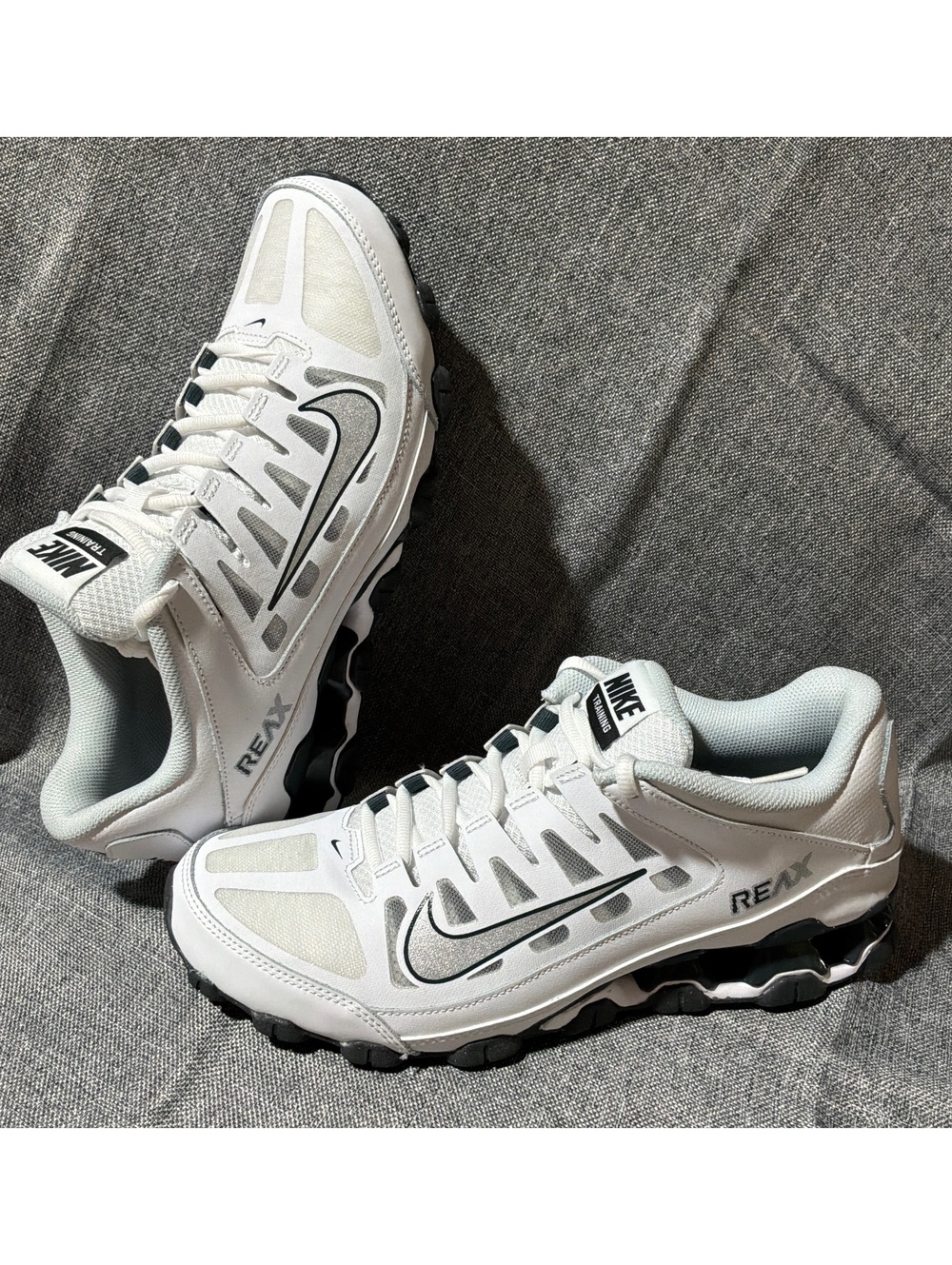 Nike Reax 8 TR Men's Sneakers Size 9.5 White Black